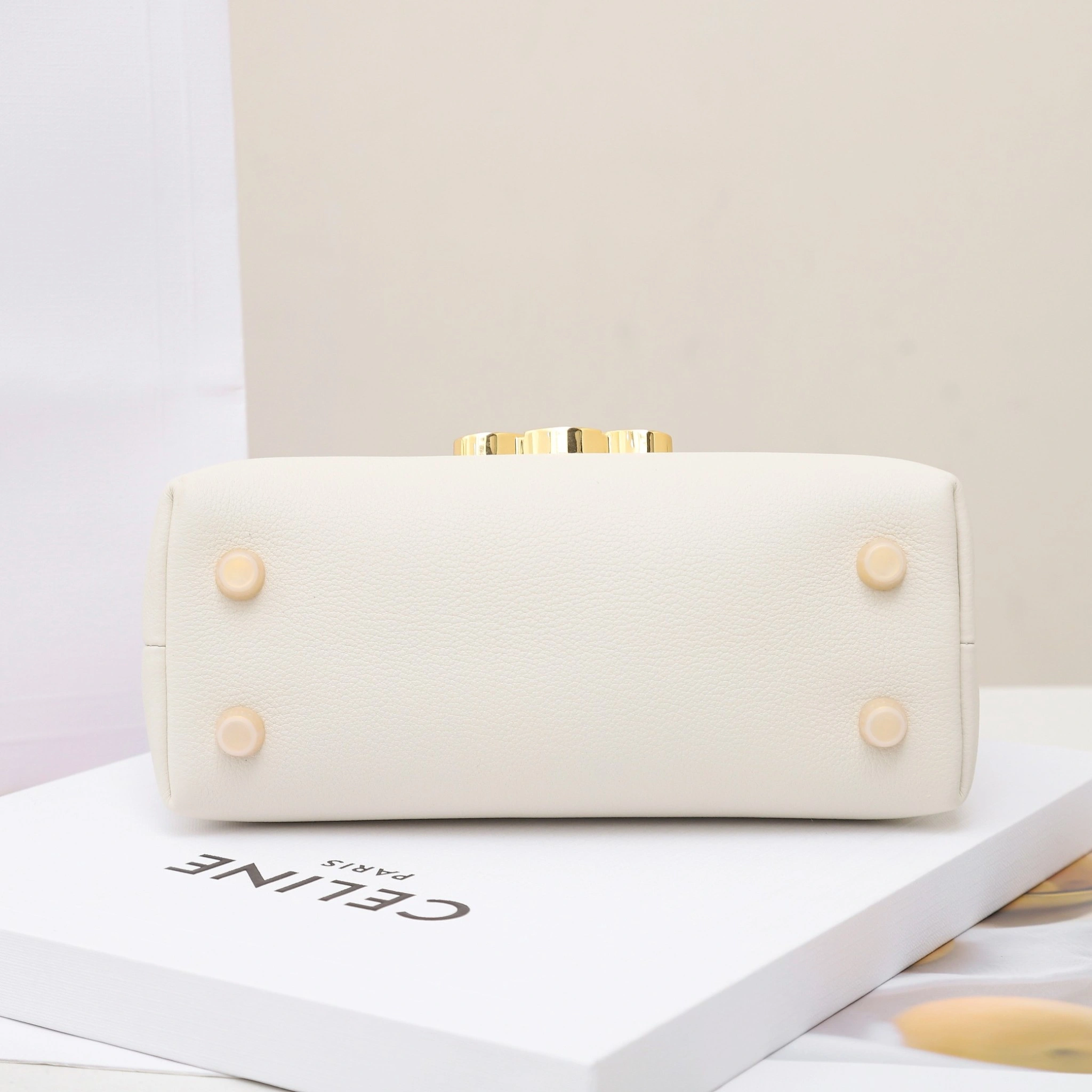 MOMO-- 358i95 118113FYJ.00WC high quality version cowhide item:D-B184I2103
